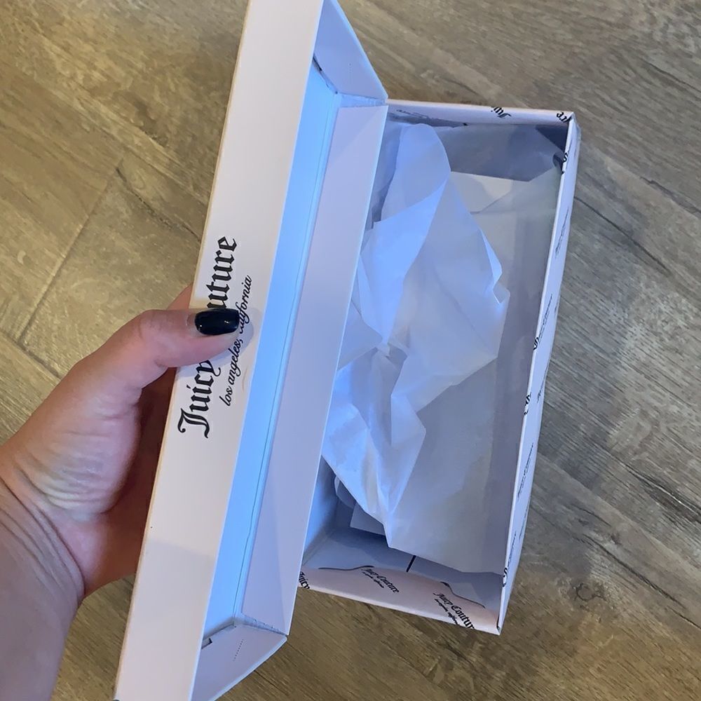 Juice couture box 📦 - Picture 4 of 4